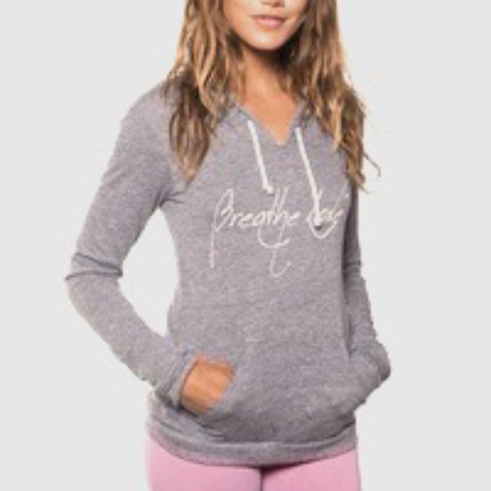 BNWT Be Love 'Breathe Love' pullover